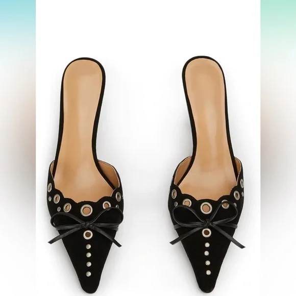 Black Studded Bow Kitten Heels Size 8.5 - Picture 4 of 9